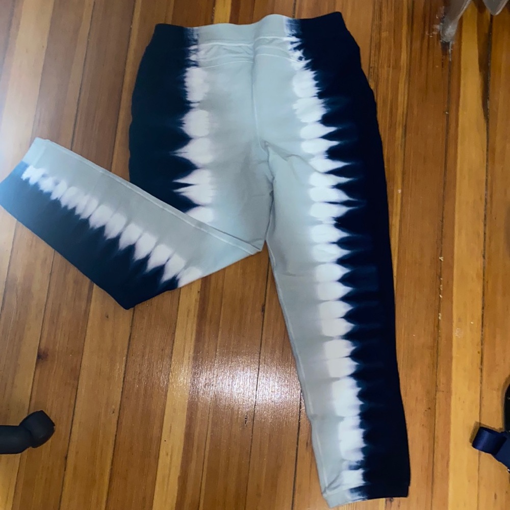 Lululemon LA Extreme Low rose jogger